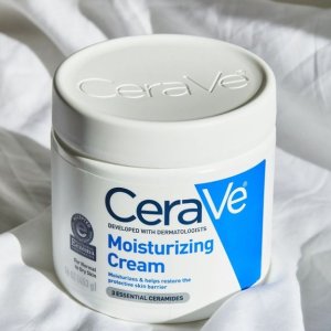 CeraVe 敏感肌平价护肤 三效合一保湿霜€3.3、神酰C乳€7.53