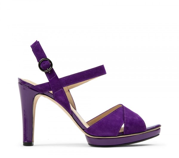 紫色高跟凉鞋