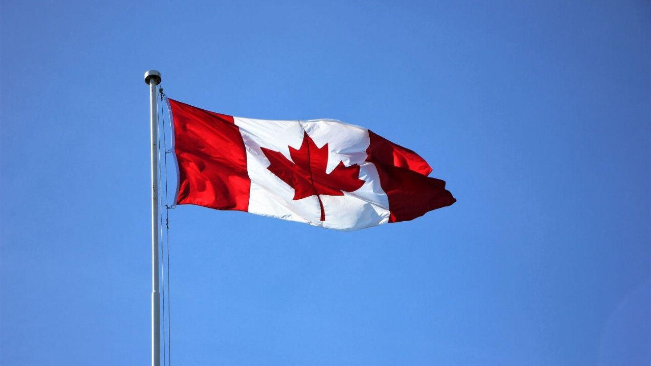 加拿大16万公务员预计将于4月中旬开始罢工！移民办理、护照签证将暂停服务！