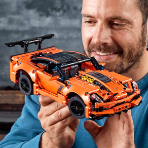 LEGO Technic系列 雪弗兰Corvette ZR1超跑二合一 42093
