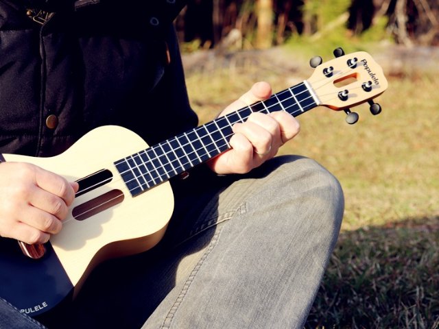 一个人的ukulele华丽独奏