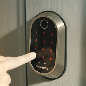 Samsung 智能WIFI门锁 + 猫眼门铃