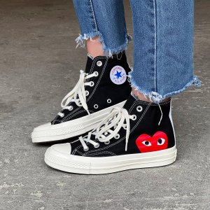 CDG Play X Converse 联名专场 多色任选 爱心高帮板鞋$159