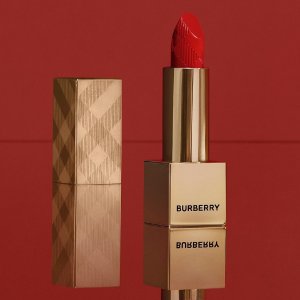 Burberry 英伦格调彩妆 格纹口红色号全 收#93铁锈红