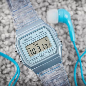 手慢无：Casio Quartz 复古方块树脂透明表带手表