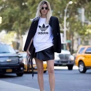 低至5折 superstar和eqt任你选 adidas女款t恤,卫衣,鞋履等夏季促销