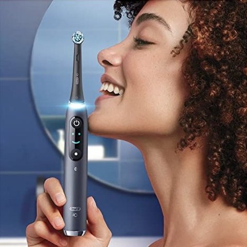iO Serie 8€180情侣款牙刷get！Oral-B iO 旗舰级云感电动牙刷 贵妇级别