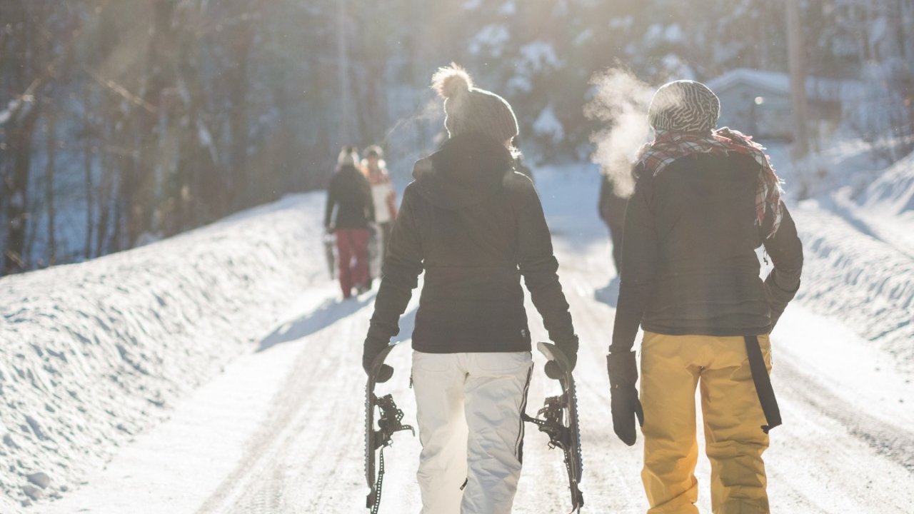 加拿大TOP10女款滑雪服推荐 - The North Face、Columbia等品牌，防水保暖选购tips！