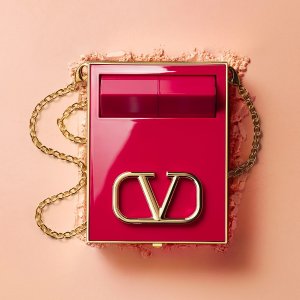 黑五捡漏：Valentino 首个彩妆线全场大促 收大V仙女盒套装等