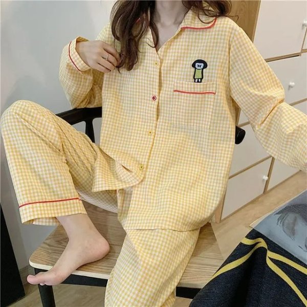 韩系淡黄色格纹睡衣套装
