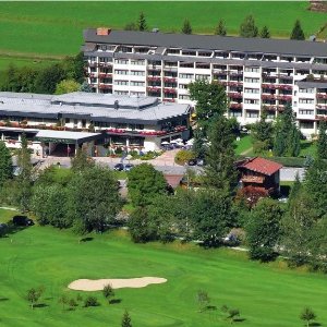 4.6折  豪华双人房仅€149奥地利 Bad Gastein滑雪小镇 Cesta Grand Active Hotel & Spa 四星度假酒店