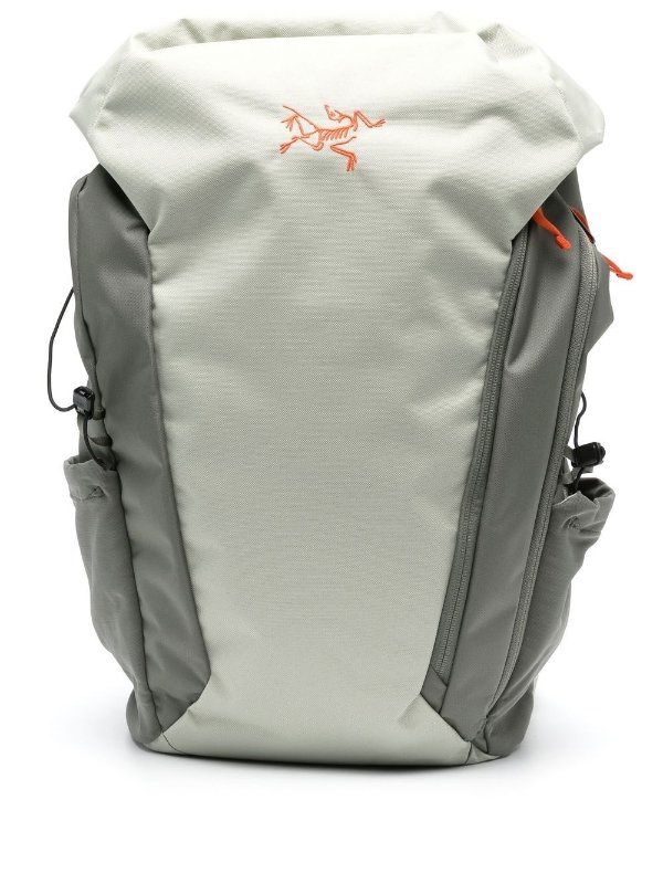 Mantis 30L 双肩包