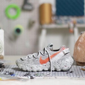 Nike “变废为宝” Space Hippie系列 颠覆格局的开创性环保鞋