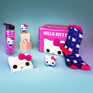 Funko Hello Kitty 套盒 “粉红色的回忆” 美少女们快来收