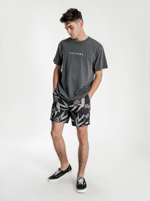 Paradise Beach Shorts in Charcoal 度假风短裤