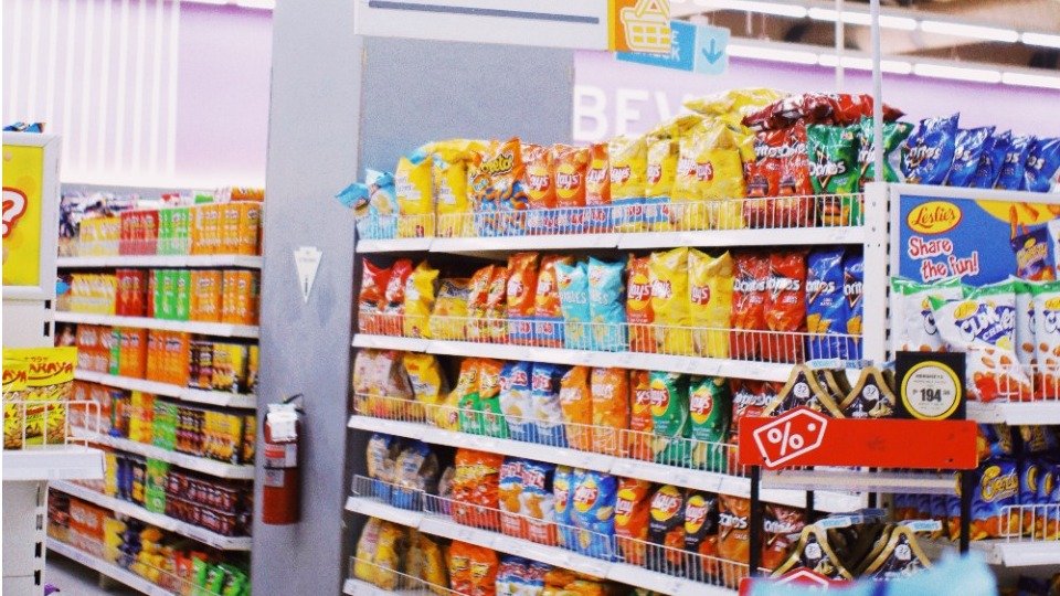 Loblaws零食价格纠纷终于解决了！乐事薯片、 奇多和多力多滋将重返商店货架！