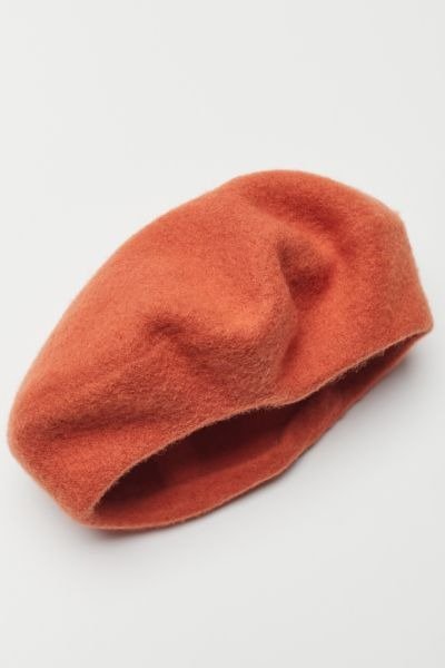 平价橘红贝雷帽