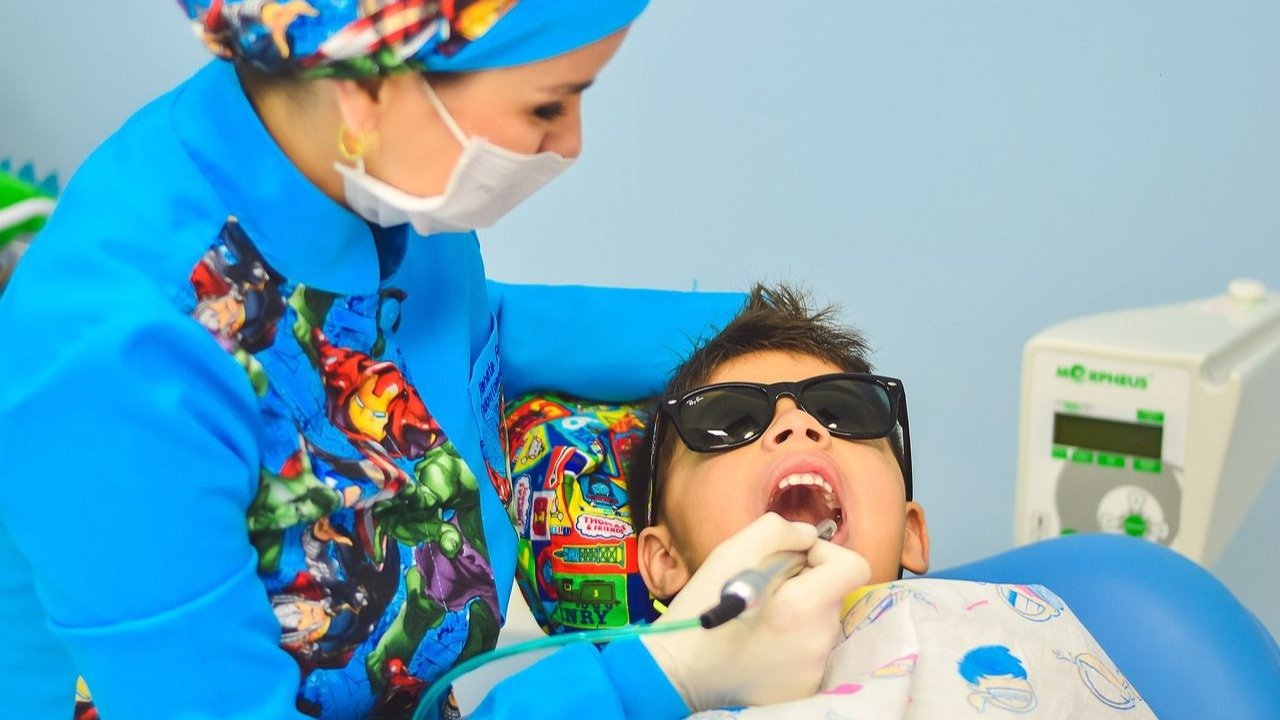 温哥华牙医诊所推荐 - 特色服务，牙科常见问题，1块钱的牙科检查