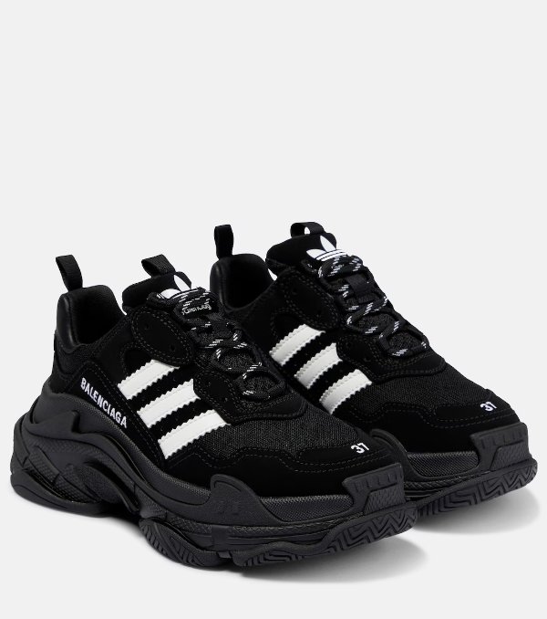 x Adidas Triple  老爹鞋