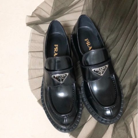 独家6.3折 麦昆厚底拖鞋€179TheDoubleF 爆款鞋专场 收Prada乐福鞋、MiuMiu、马吉拉等