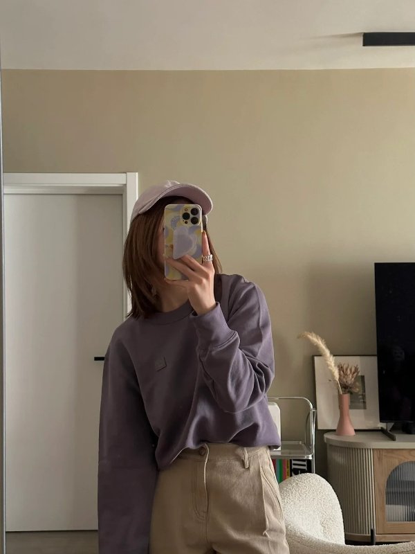 紫色帽衫