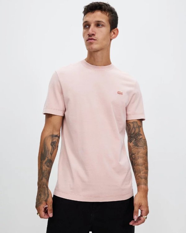 粉色鳄鱼T恤