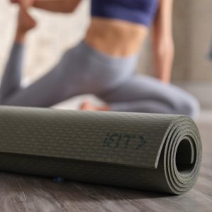 Amazon 瑜伽垫超值推荐 可折叠款$17起 | 6mm超厚款$27起