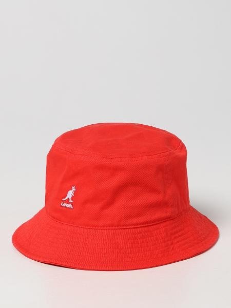 红色渔夫帽