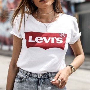 Levi‘s 经典T恤特卖 男生女生都能穿 牛仔裤好搭档