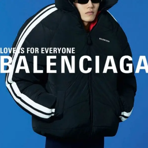 Balenciaga 时尚出圈必备 老爹鞋、沙漏包、新款机车包都有