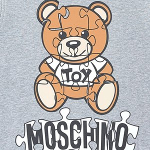 Moschino 新品大促开始超全小熊系列卫衣、T恤参与断码飞快闪促6折€177