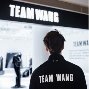 Team Wang 王嘉尔个人品牌 强势登陆 潮流魅力挡不住