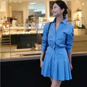 Maje图片来源Red@上海万象城Maje蓝色衬衫裙