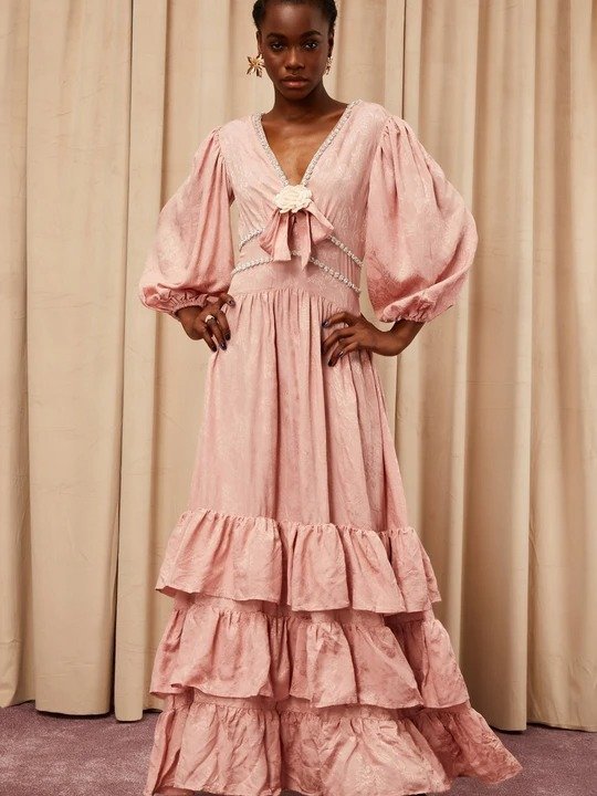 粉色晚礼服裙