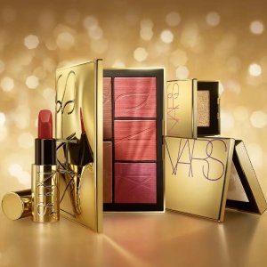 黑五价：Nars 热促 €33.6收#Aragon小粉金口红+腮红套装