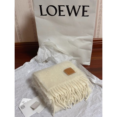 Loewe 马海毛围巾