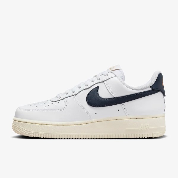 Air Force 1 球鞋