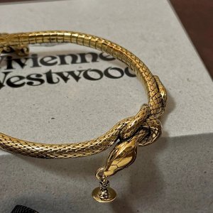 Vivienne Westwood西太后 蛇年限定🐍太sexy 受不了辣🥵