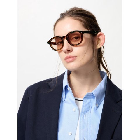 Uniqlo这双直接冲了 太好看了书呆子茶色墨镜