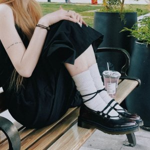 Dr.Martens 踏春小皮鞋💗 1461孙怡同款皮鞋€84 穆勒鞋€119