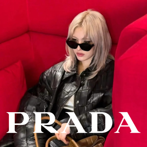 定价优势+叠独家9折！Prada 「甜辣奶酷」墨镜跳海价🌊 大爆款钻石切€266