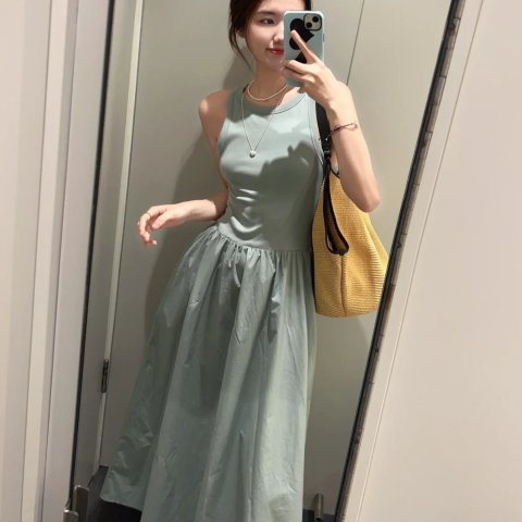 COS@美式饮茶鼠尾草绿背心裙