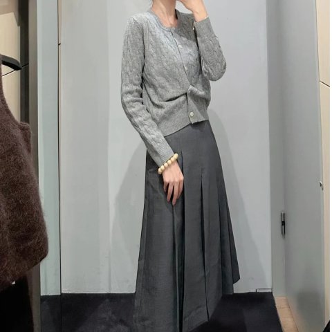 羊毛褶皱半裙裤