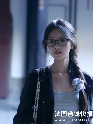 Longchamp明星机场挚爱款 素颜神器@圆蕙蕙Longchamp黑色粗框眼镜