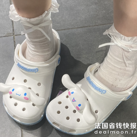 Crocs大码玉桂狗洞洞鞋