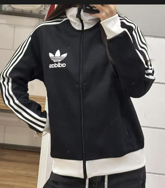 adidas Originals夹克