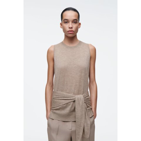 COS松弛感拉满羊绒上衣