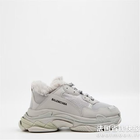 BalenciagaTriple S 毛绒老爹鞋