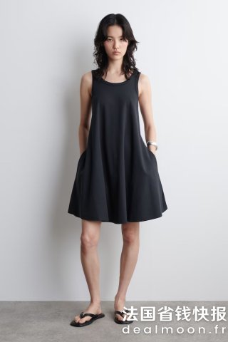 COS小黑裙