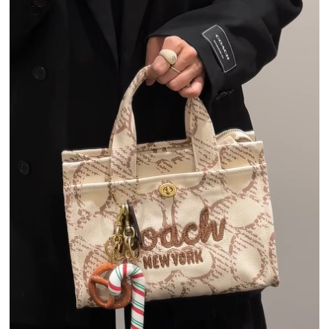 CoachCargo 托特包